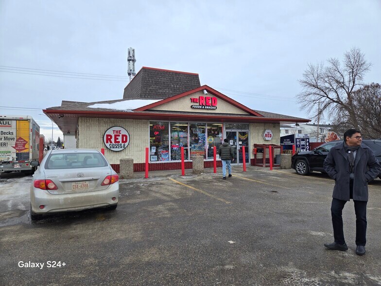 More Photos Of 5201 48th St, Stony Plain Convenience Store For Sale