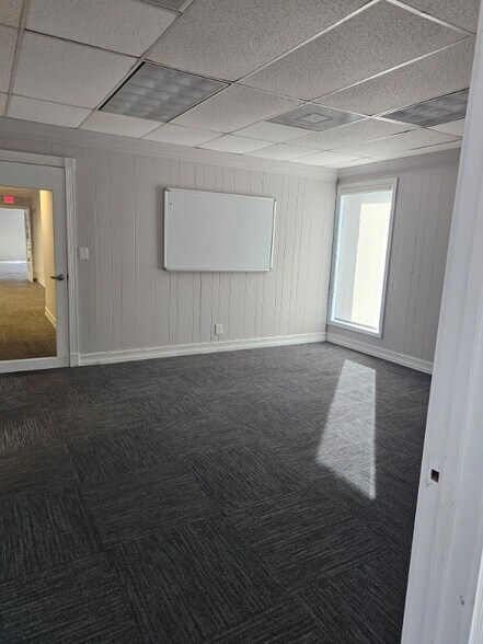 More Photos Of 3277 SE 14th Ave, Fort Lauderdale Warehouse For Lease