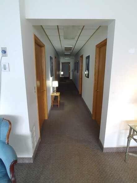 More Photos Of 425 Mercer St, Volant Office Residential For Sale