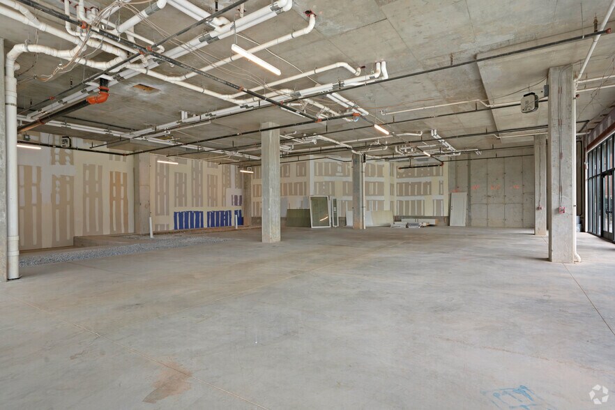 More Photos Of 7730 Harkins Rd, Lanham Apartments For Lease