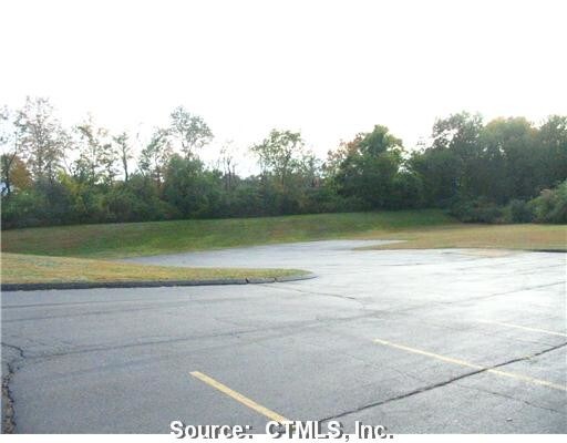 More Photos Of 295 Talcottville Rd, Vernon Storefront Retail Office For Lease