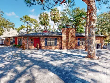 Primary Photo Of 3508 S Manhattan Ave, Tampa Health Club For Sale