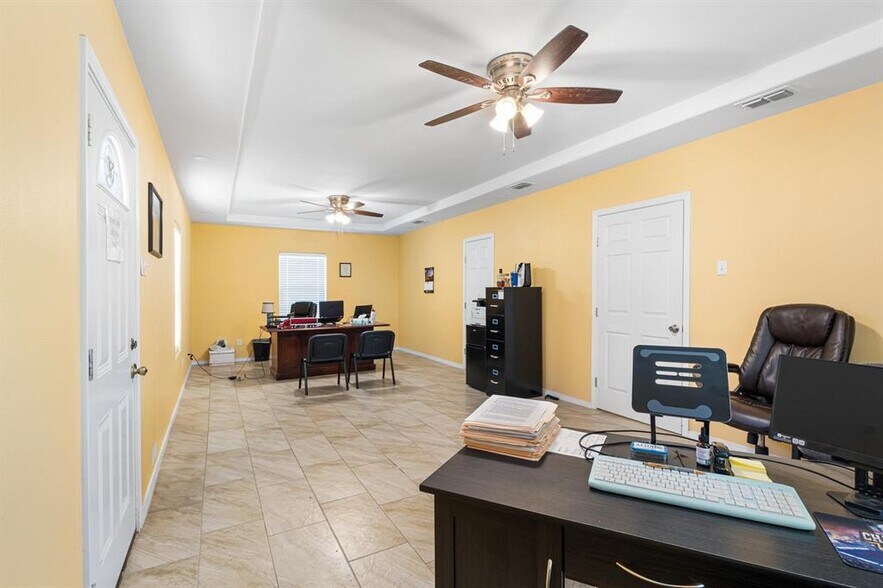 More Photos Of 307 Sulfur Mine Road, Laredo Land For Sale