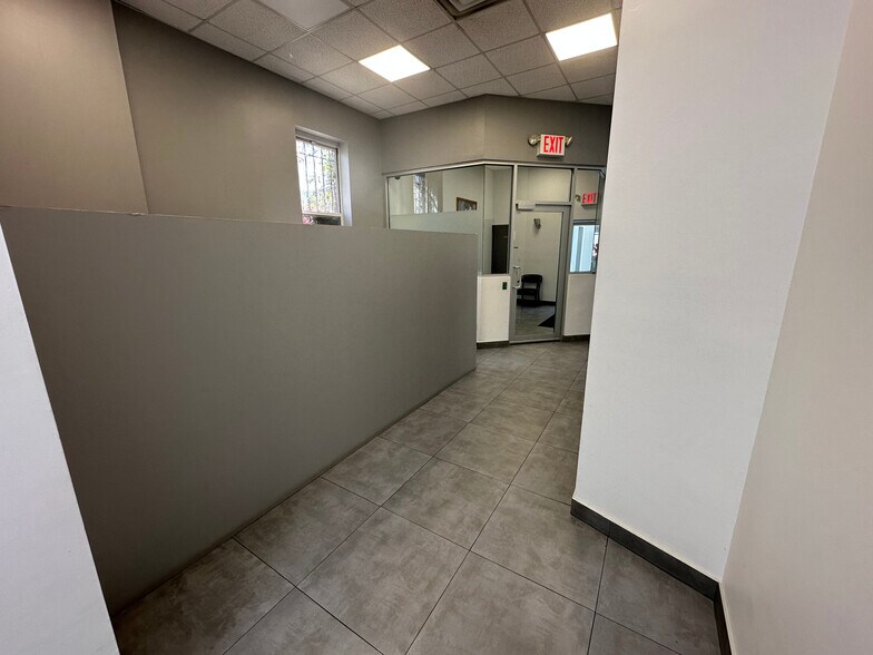 More Photos Of 12415 Metropolitan Ave, Kew Gardens General Retail For Lease