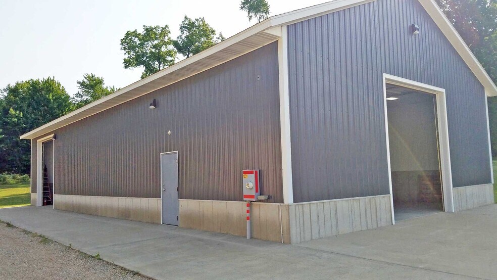 More Photos Of 1231 Lincoln Rd, Allegan Warehouse For Sale