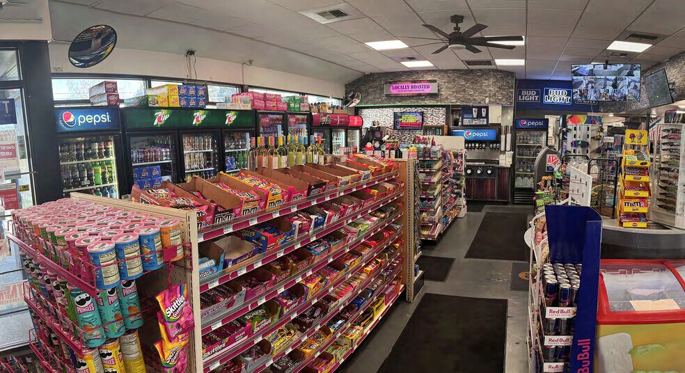 More Photos Of 3602 Tieton Dr, Yakima Convenience Store For Sale