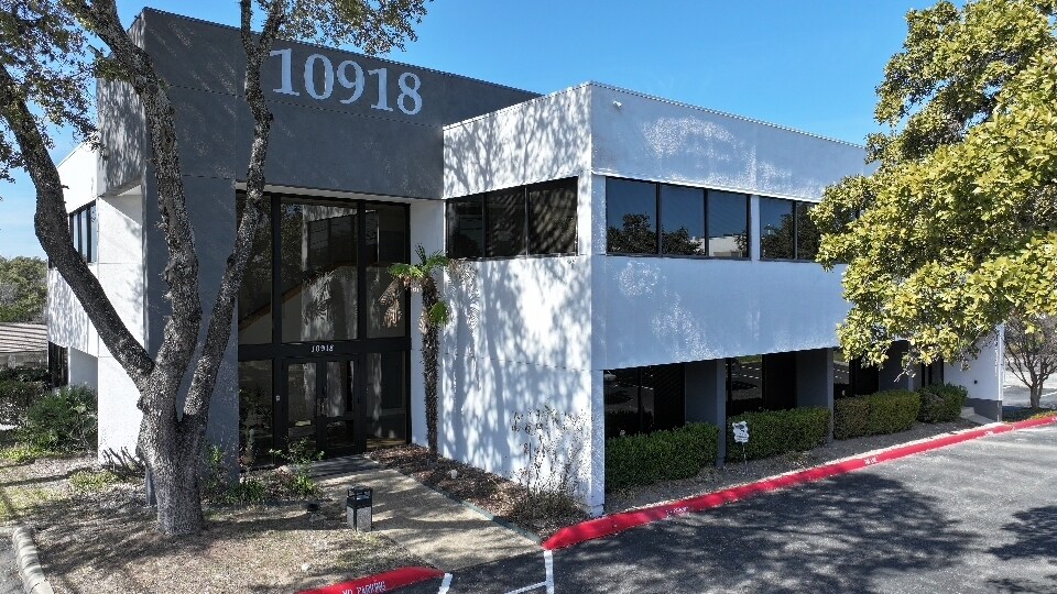 More Photos Of 10918 Vance Jackson Rd, San Antonio Medical For Lease