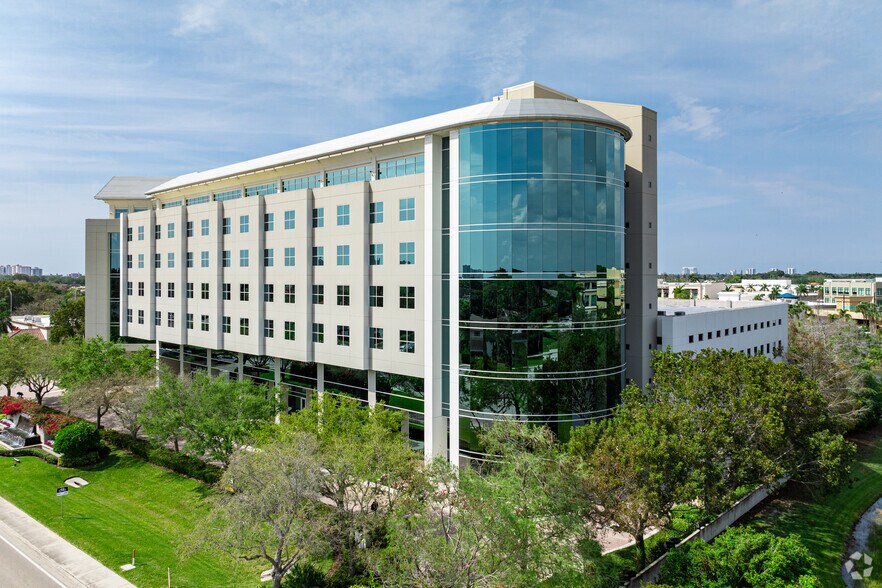 More Photos Of 999 Vanderbilt Beach Rd, Naples Office For Lease