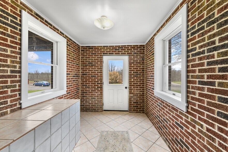 More Photos Of 140 Shartlesville Rd, Bernville Warehouse For Sale