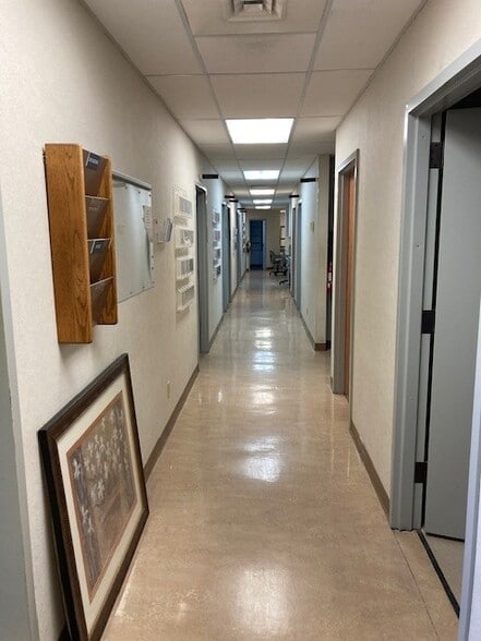 More Photos Of 2051 Hamill Rd, Hixson Medical For Lease