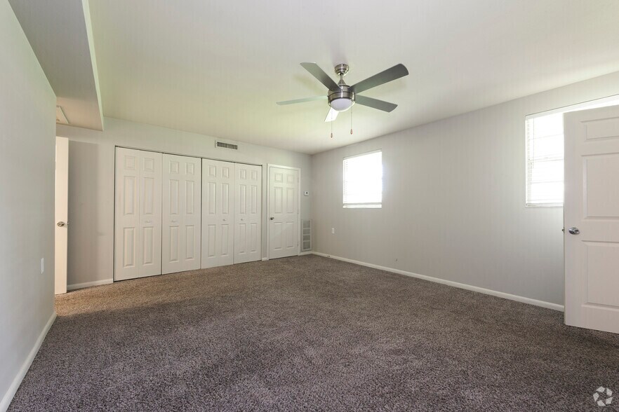 More Photos Of 1400 S Nova Rd, Daytona Beach Apartments For Sale