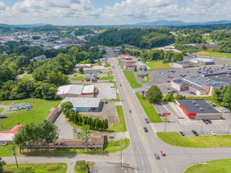 More Photos Of 549 E Stuart Dr, Galax Hotel For Sale