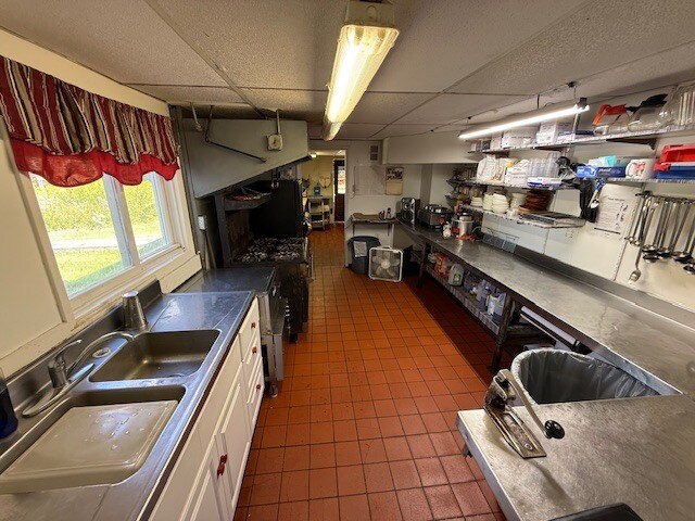 More Photos Of 10101 Dustin Rd, Remsen Restaurant For Sale