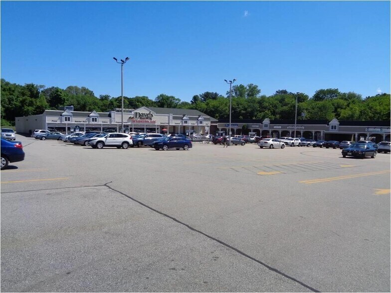 More Photos Of 1-23 Coventry Shoppers Park, Coventry Storefront For Lease