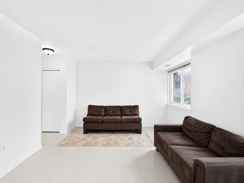 More Photos Of 1827-1829 Marion Barry Ave, Washington Apartments For Sale