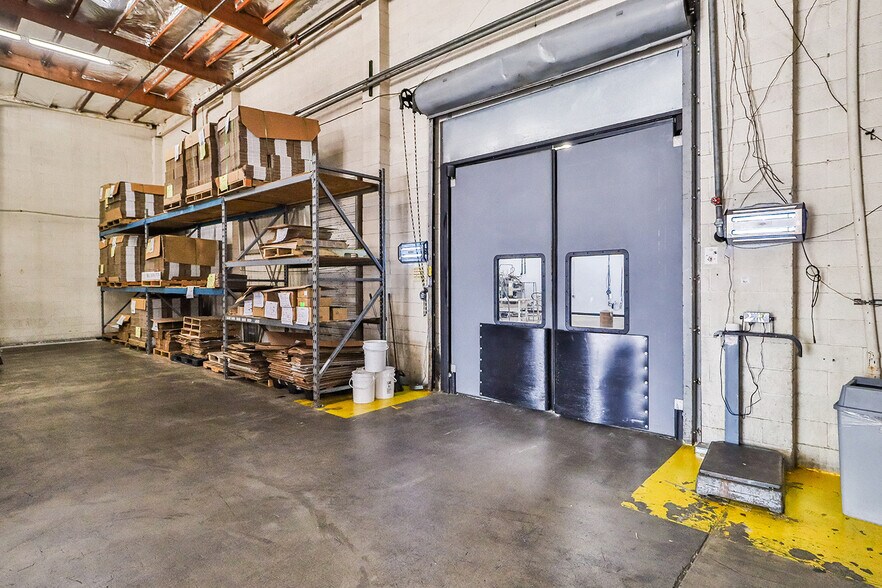 More Photos Of 3030 Fletcher Dr, Los Angeles Manufacturing For Sale
