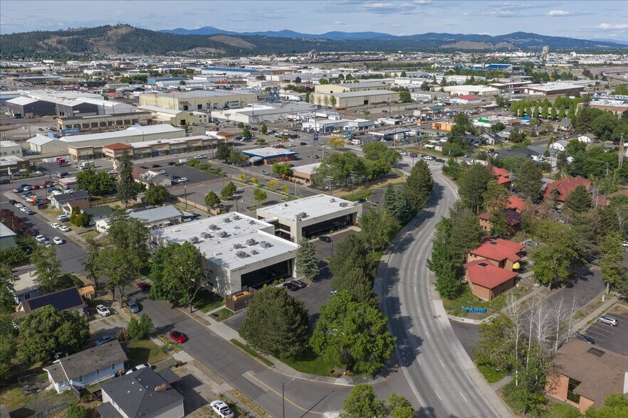 More Photos Of 3428 E 1st Ave, Spokane Office For Lease
