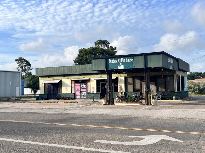 Primary Photo Of 4000 Lincoln Ave, Groves Restaurant For Sale