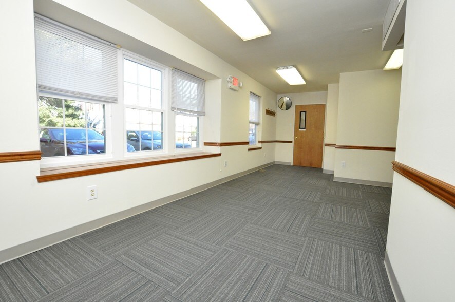 More Photos Of 710 E Main St, Moorestown Unknown For Lease