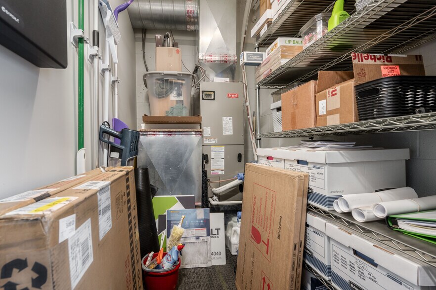 More Photos Of 840 Main St, Charlestown Office For Sale