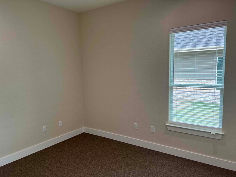 More Photos Of 2951 FM 1460, Georgetown Office For Sale