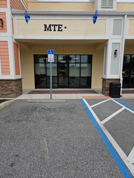 More Photos Of 3990 E SR 44, Wildwood Coworking Space