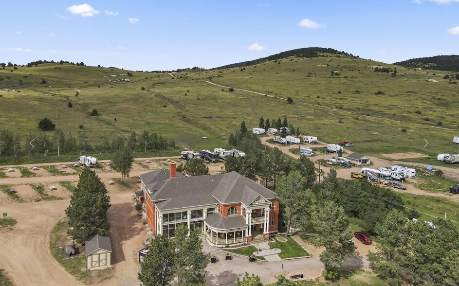 More Photos Of 600 N B St, Cripple Creek Hotel For Sale