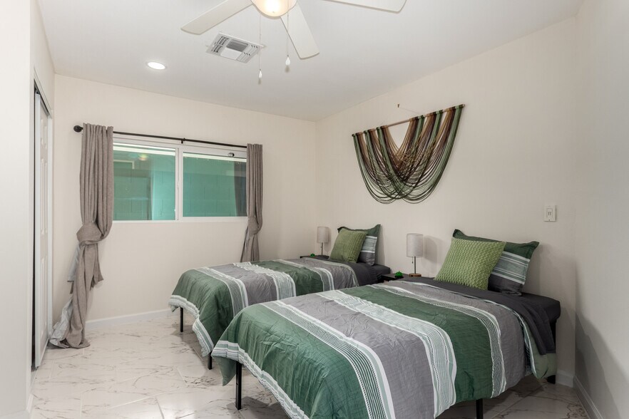 More Photos Of 10441 W Twin Oaks Dr, Sun City Assisted Living For Sale