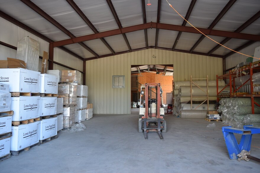 More Photos Of 4190 Highway 64, Plumerville Warehouse For Lease