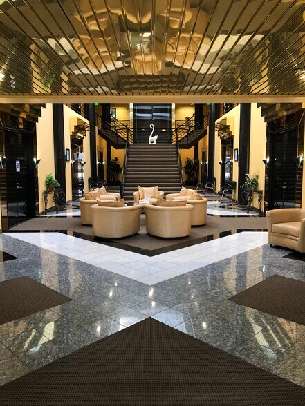 More Photos Of 3434 Midway Dr, San Diego Medical For Sale