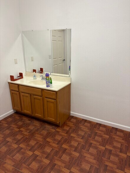 More Photos Of 725 W Highway 25 70, Dandridge Industrial For Sale