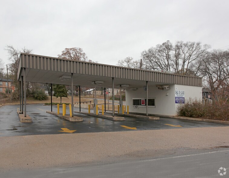 Primary Photo Of 2332 Warrior Rd, Birmingham General Retail For Sale