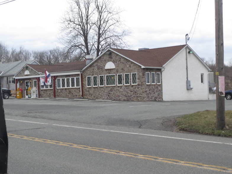 Primary Photo Of 3771 Layfield Rd, Pennsburg Restaurant For Sale