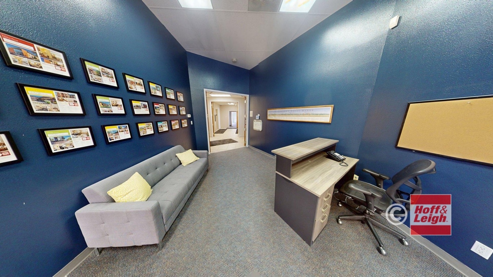 More Photos Of 411 Lakewood Cir, Colorado Springs Hotel For Sale