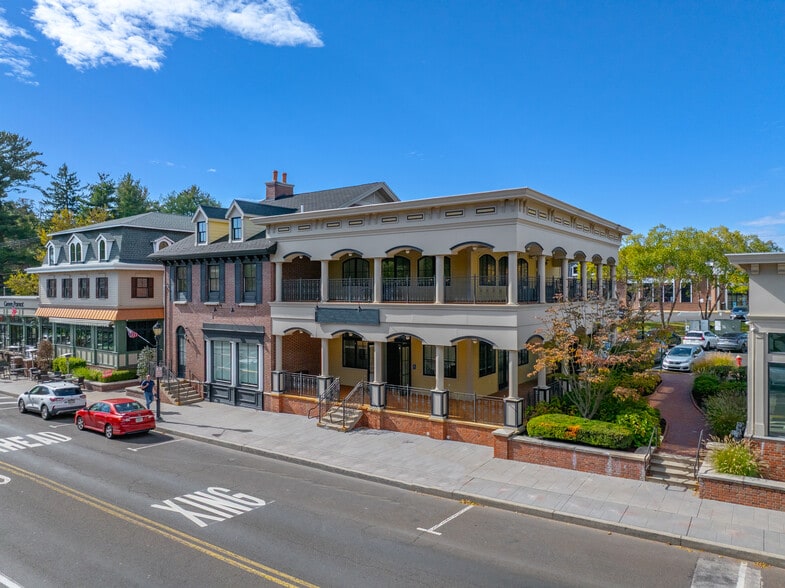 More Photos Of 250-254 N Sycamore St, Newtown Freestanding For Lease
