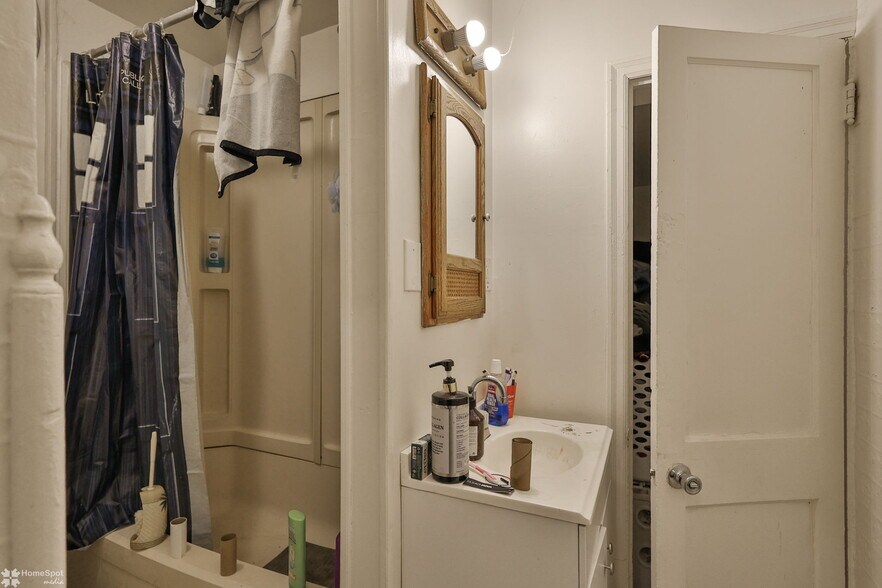 More Photos Of 1037 W Turner St, Allentown Multifamily For Sale