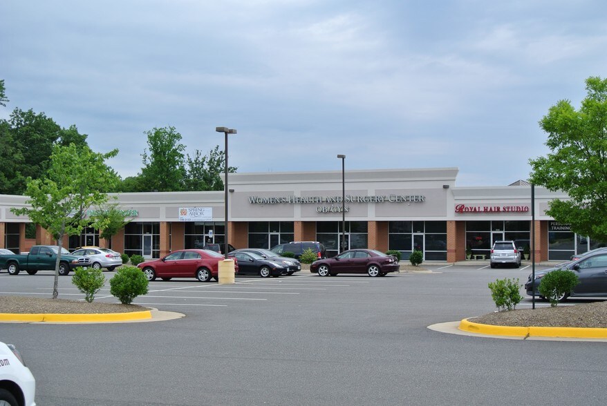 Primary Photo Of 2553 Cowan Blvd, Fredericksburg Medical For Lease