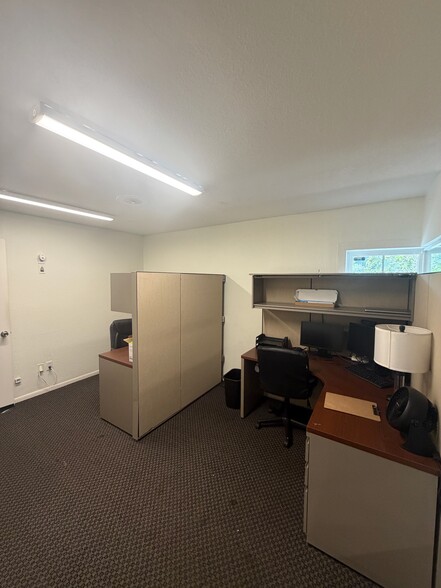 More Photos Of 28960 US Highway 19 N, Clearwater Medical For Sale