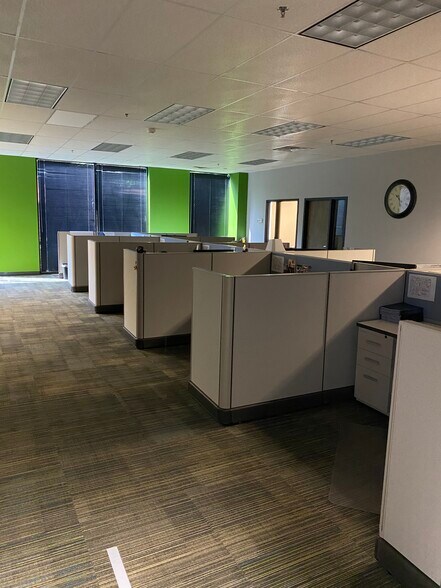 More Photos Of 4908 Golden Pky, Buford Light Distribution For Lease