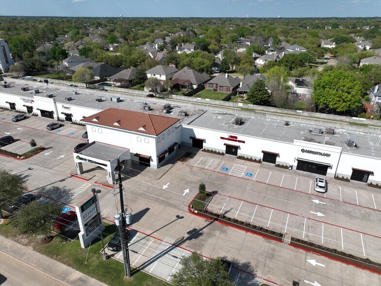 More Photos Of 20320 Northwest Fwy, Houston Medical For Lease