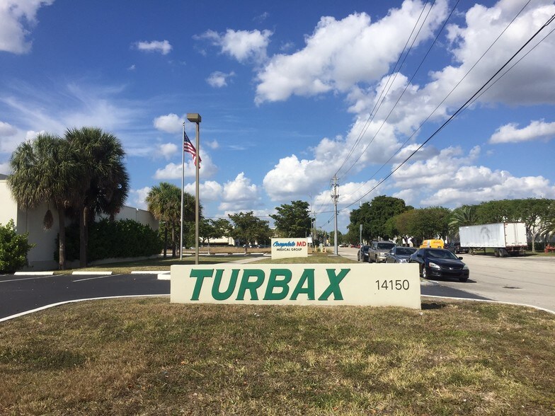 More Photos Of 14150 SW 119th Ave, Miami Manufacturing For Lease