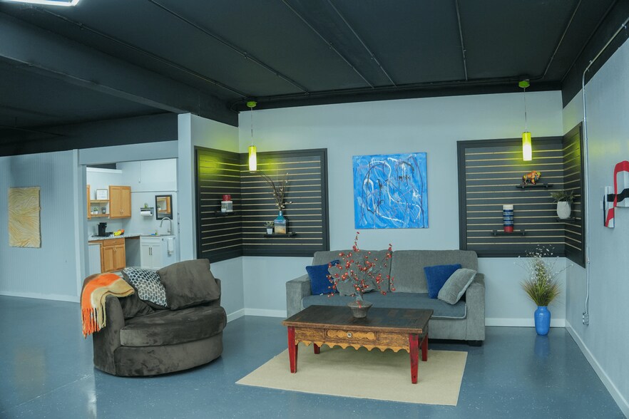 More Photos Of 2240 E 12th St, Casper Storefront For Lease