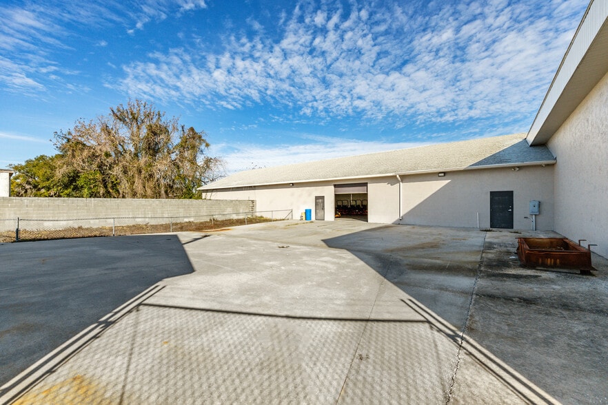 More Photos Of 818 N Magnolia Ave, Ocala Warehouse For Sale