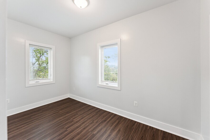 More Photos Of 2822 28th St SE, Washington Apartments For Sale