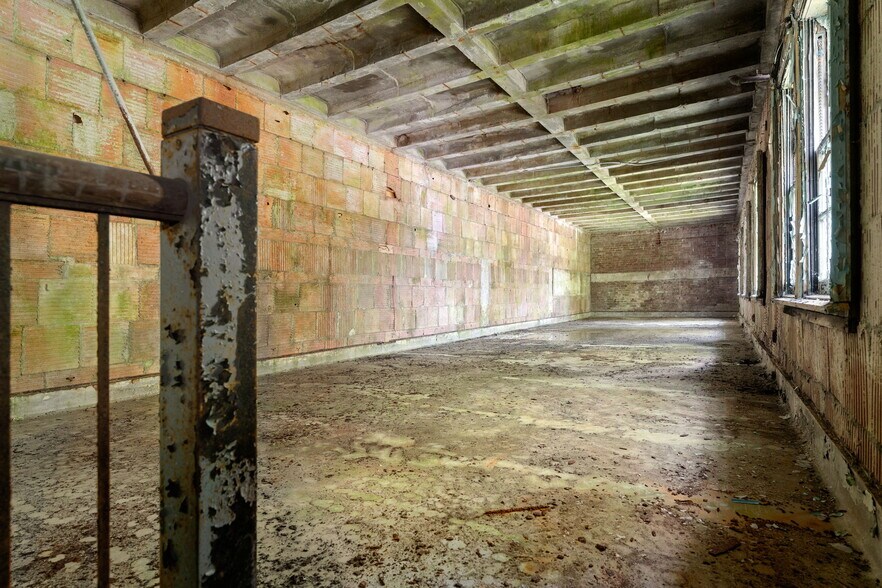 More Photos Of 1190 Main St, West Warwick Loft Creative Space For Sale