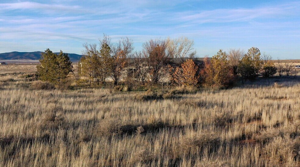 More Photos Of 5561 W 3600 S, Cedar City Specialty For Sale