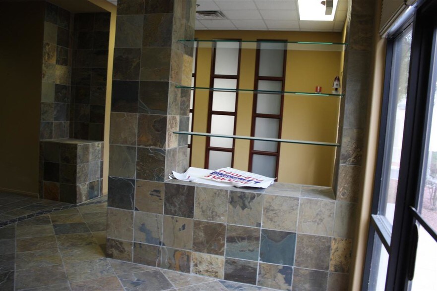 More Photos Of 3660 N Rancho Dr, Las Vegas Medical For Sale