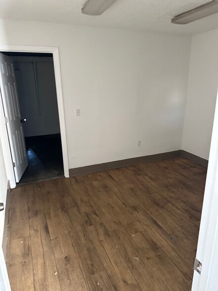 More Photos Of 1706 N Magnolia Ave, Ocala Storefront For Sale