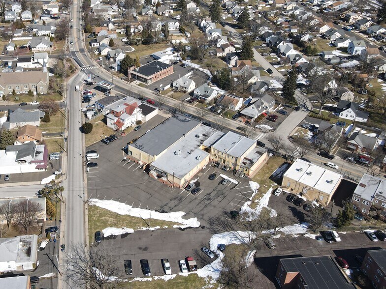 More Photos Of 1180 Easton Rd, Abington Storefront Retail Office For Sale