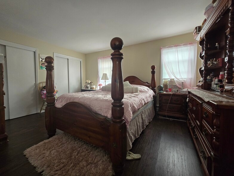 More Photos Of 288 W Clinton St, Dover Apartments For Sale